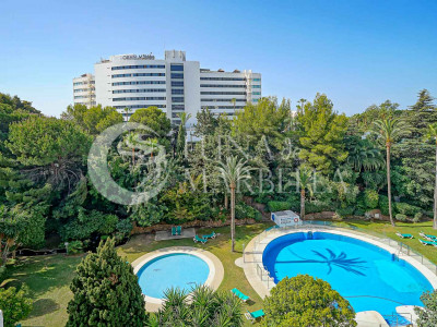 Apartment for sale in Jardines del Mar, Marbella Golden Mile