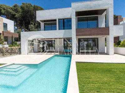 Villa for sale in Marbella