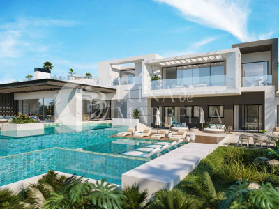 Villa en venta en Mirador del Paraiso, Benahavis
