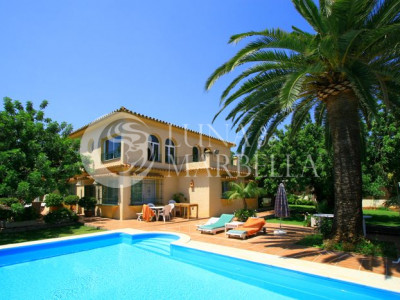 Villa en venta en El Mirador, Marbella