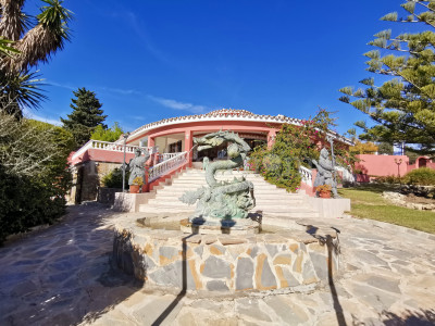 Villa in Don Pedro, Estepona