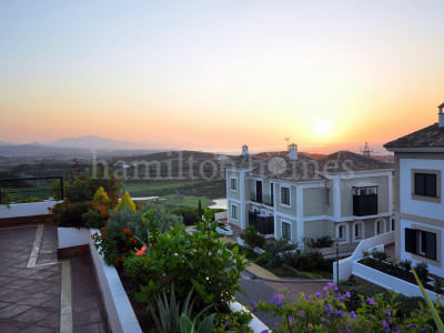 Apartment in Doña Julia, Casares