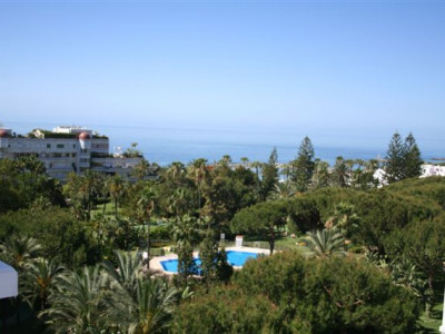 Atico en venta en Playas del Duque, Marbella - Puerto Banus