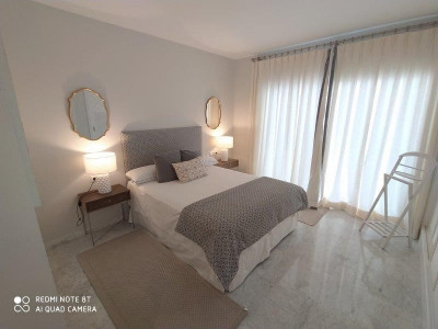 Apartamento en venta en Las Gaviotas, Marbella - Puerto Banus