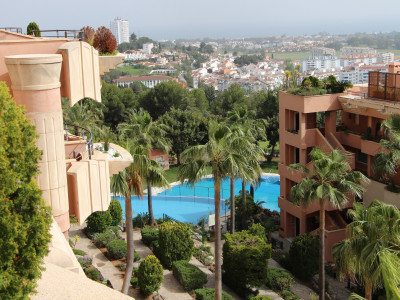 Apartment  in  Magna Marbella, Nueva Andalucia