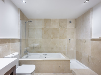 Apartamento en venta en Acosta los Flamingos, Benahavis