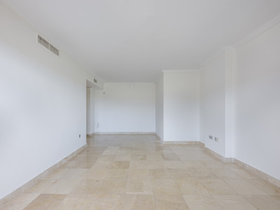 Apartamento en venta en Acosta los Flamingos, Benahavis