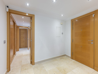 Apartamento en venta en Acosta los Flamingos, Benahavis