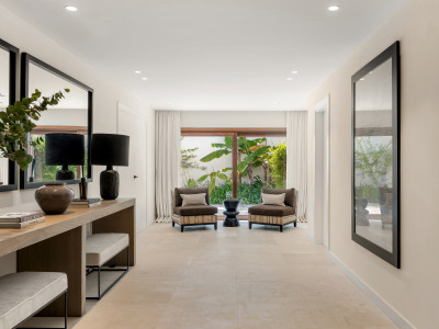 Villa zum Verkauf in Las Brisas, Nueva Andalucia