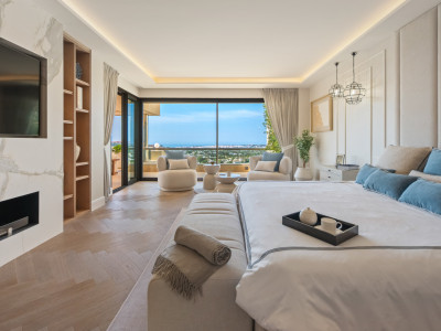 Zweistöckiges Penthouse zum Verkauf in Las Alamandas, Nueva Andalucia