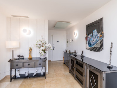 Wohnung zum Verkauf in Puerto del Almendro, Benahavis