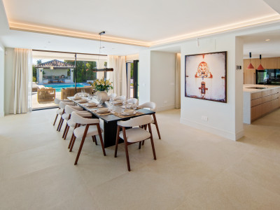 Villa à vendre à Nueva Andalucia