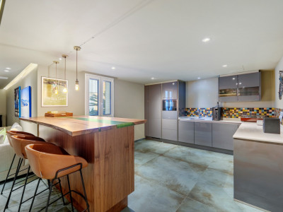 Villa for sale in Benahavis