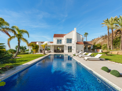 Villa for sale in Benahavis