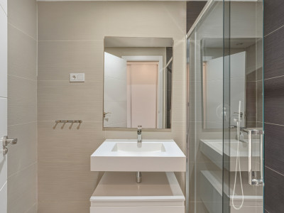 Ground Floor Apartment for sale in Estepona East, Estepona