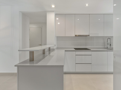 Ground Floor Apartment for sale in Estepona East, Estepona