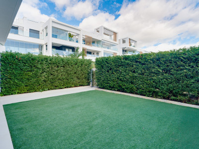 Ground Floor Apartment for sale in Estepona East, Estepona