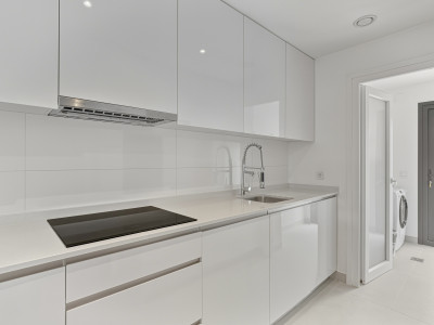 Ground Floor Apartment for sale in Estepona East, Estepona