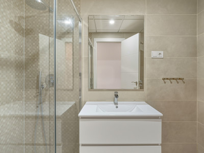 Ground Floor Apartment for sale in Estepona East, Estepona