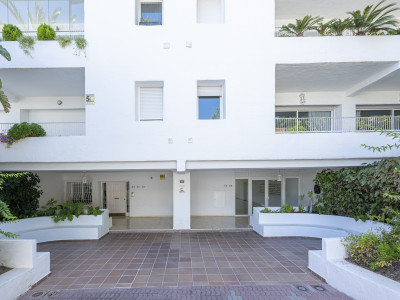 Duplex en venta en Rio Real, Marbella Este