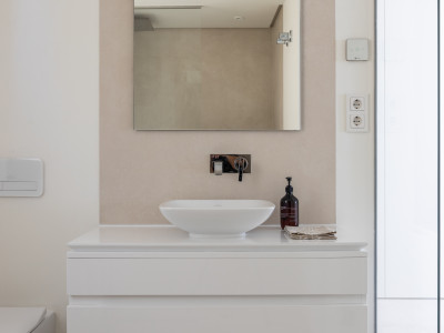 Zweistöckiges Penthouse zum Verkauf in Nueva Andalucia