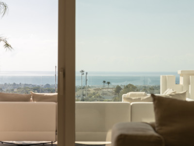 Zweistöckiges Penthouse zum Verkauf in Nueva Andalucia
