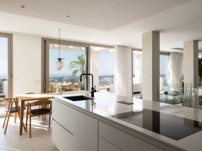 Zweistöckiges Penthouse zum Verkauf in Nueva Andalucia