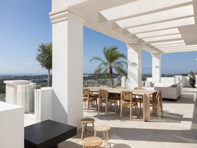 Zweistöckiges Penthouse zum Verkauf in Nueva Andalucia