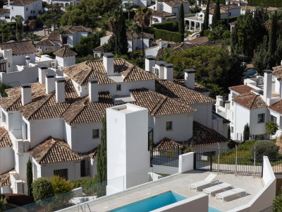 Zweistöckiges Penthouse zum Verkauf in Nueva Andalucia