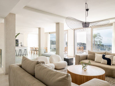 Zweistöckiges Penthouse zum Verkauf in Nueva Andalucia