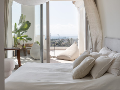 Zweistöckiges Penthouse zum Verkauf in Nueva Andalucia