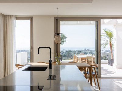 Zweistöckiges Penthouse zum Verkauf in Nueva Andalucia