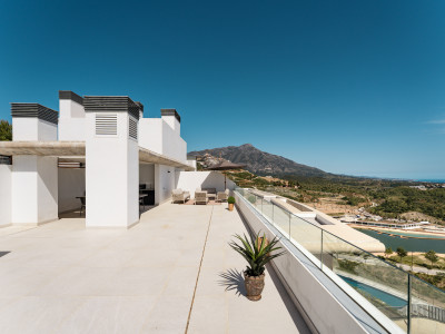 Penthaus zum Verkauf in Real de La Quinta, Benahavis