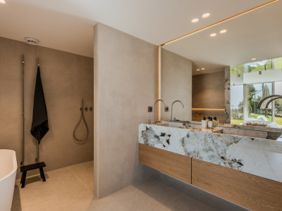 Apartamento en venta en Aloha, Nueva Andalucia