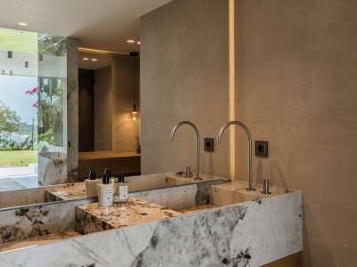 Apartamento en venta en Aloha, Nueva Andalucia