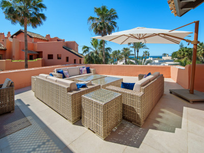 Zweistöckiges Penthouse zum Verkauf in Marbella Ost