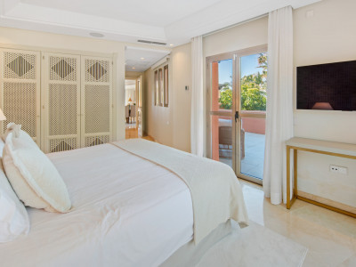 Zweistöckiges Penthouse zum Verkauf in Marbella Ost