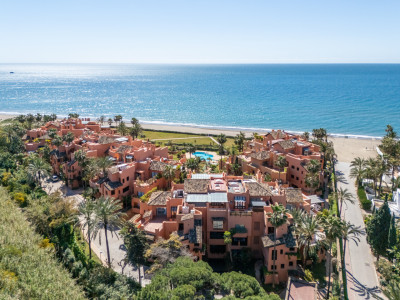 Zweistöckiges Penthouse zum Verkauf in Marbella Ost