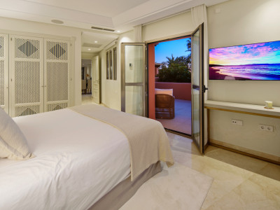 Zweistöckiges Penthouse zum Verkauf in Marbella Ost