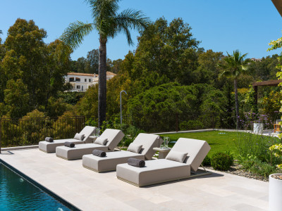 Villa zum Verkauf in El Herrojo, Benahavis