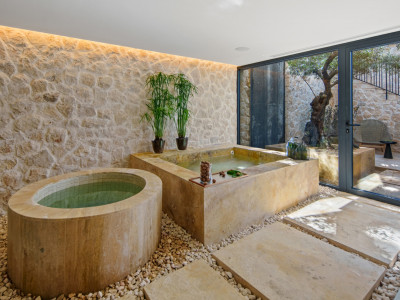 Villa zum Verkauf in Nueva Andalucia