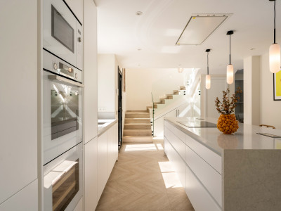 Villa en venta en Nueva Andalucia