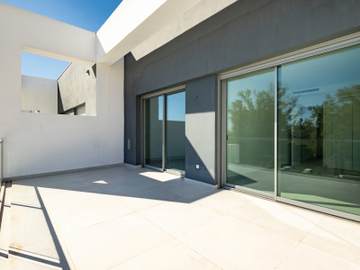 Adosado en venta en Alta Vista, San Pedro de Alcantara