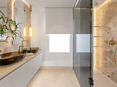 Apartamento en venta en Costalita, Estepona