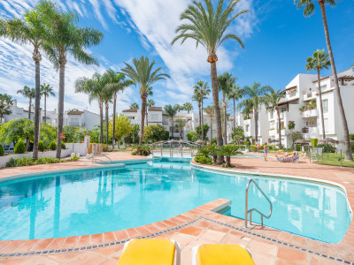 Apartamento en venta en Costalita, Estepona