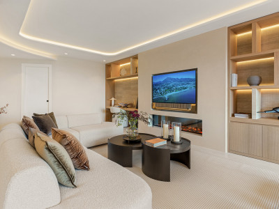 Zweistöckiges Penthouse zum Verkauf in Estepona