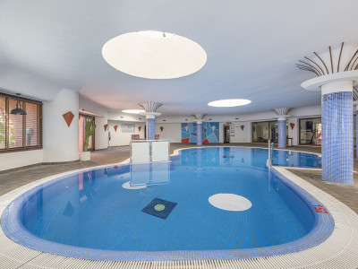 Zweistöckiges Penthouse zum Verkauf in Estepona