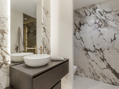 Zweistöckiges Penthouse zum Verkauf in Estepona