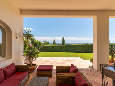 Villa en venta en Puerto del Almendro, Benahavis
