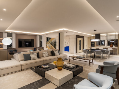 Villa en venta en Marbella Hill Club, Marbella Golden Mile